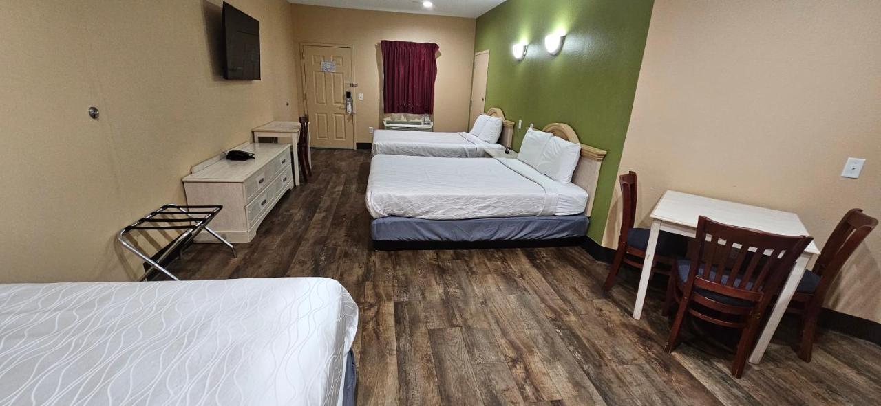 Weston Inn & Suites Rusk Экстерьер фото