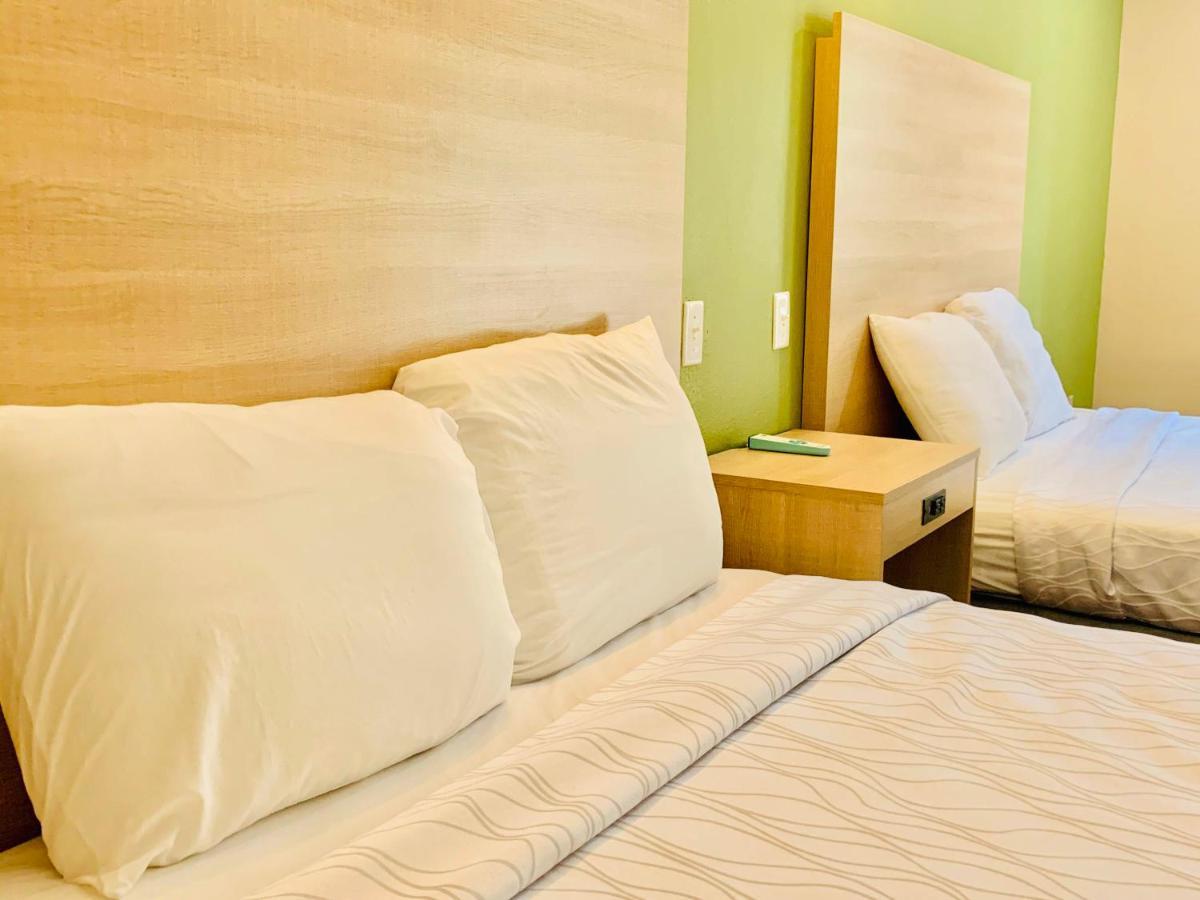 Weston Inn & Suites Rusk Экстерьер фото